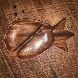 Alii Honolulu vintage wood pineapple tray